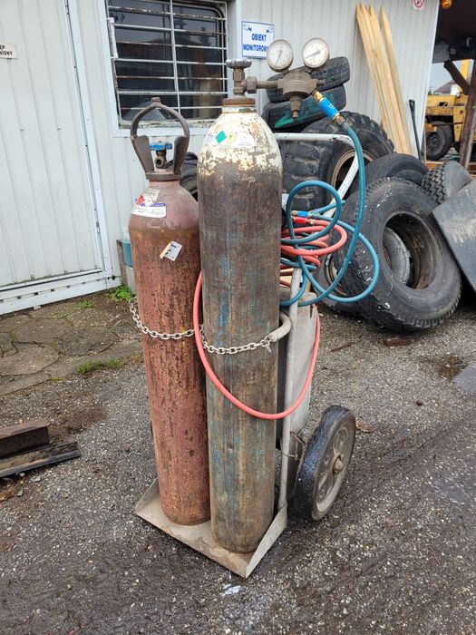 Sprzedam   zestaw  do palenia lub spawania