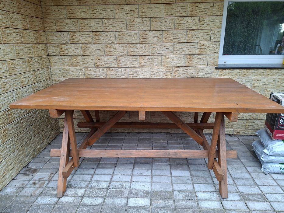 Bardzo duży stół do ogrodu 212x115