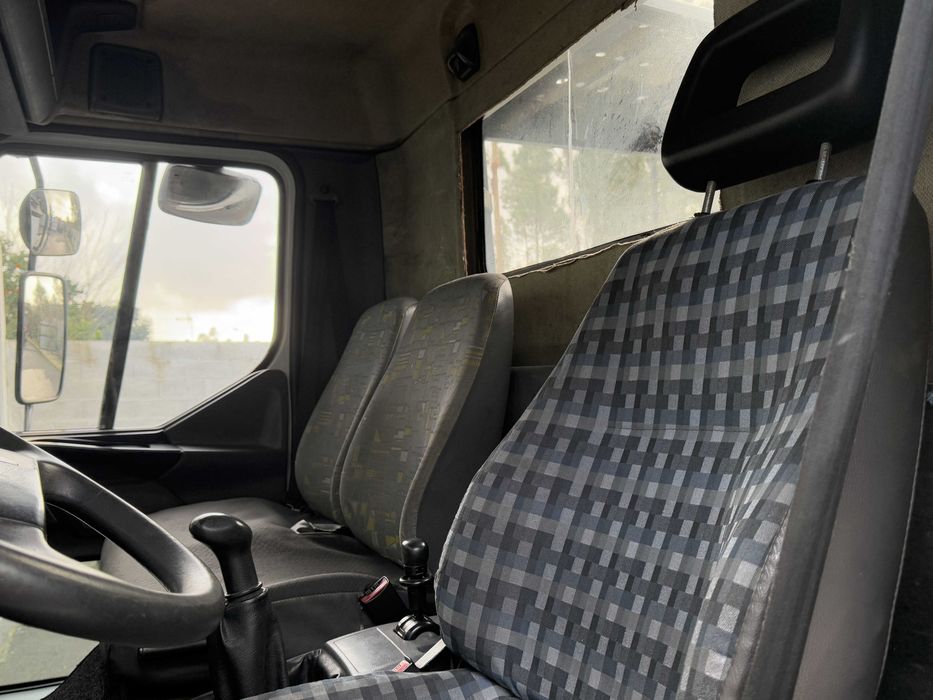 Renault MIDLUM 6.2 DCI 180.CV 12T REBOQUE PORTA 4/5 PRONTO SOCORRO