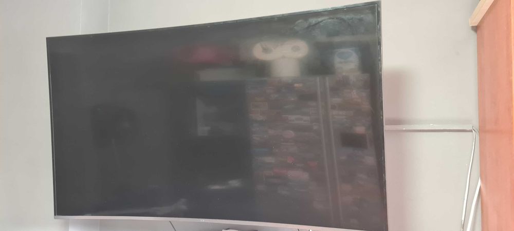 Telewizor Samsung Smart 55" 4k UHD ekran zakrzywiony