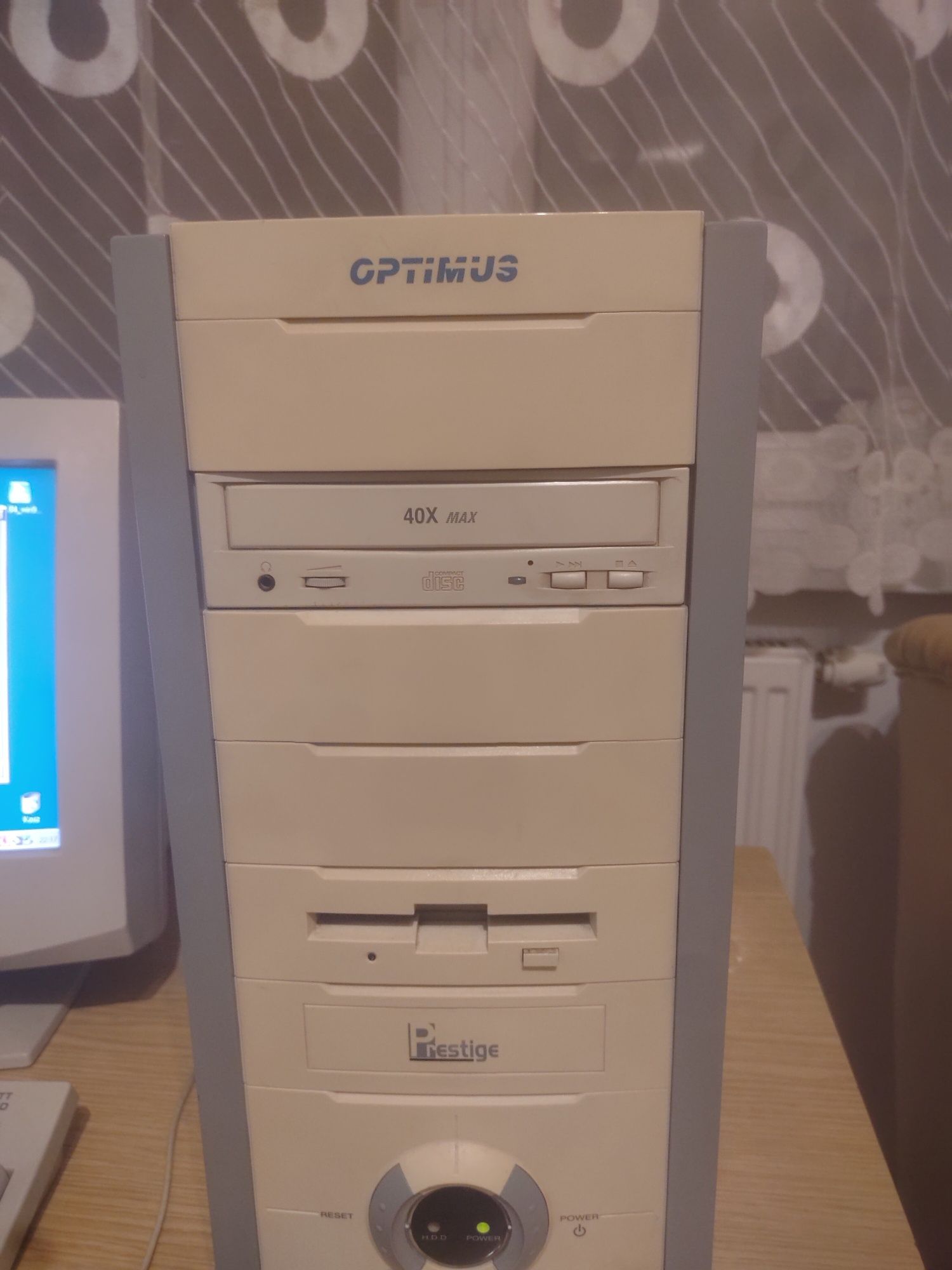 Retro komputer zestaw z 1999 roku
