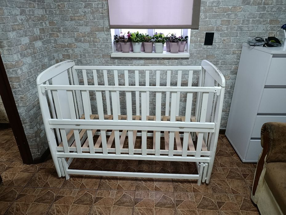 Продам детскую кроватку