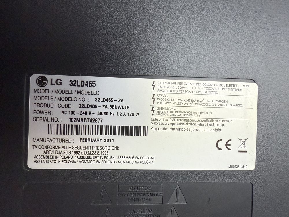 Telewizor LG 32 cale z nozka i pilotem