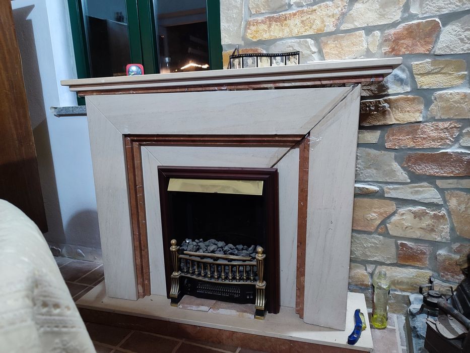 Lareira elétrica usada