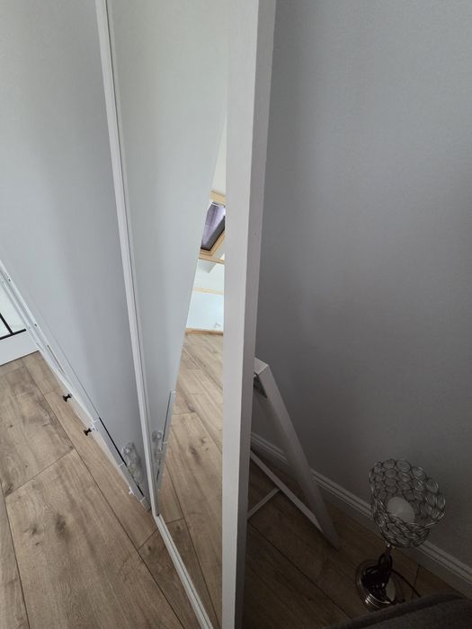 Lustro stojące białe