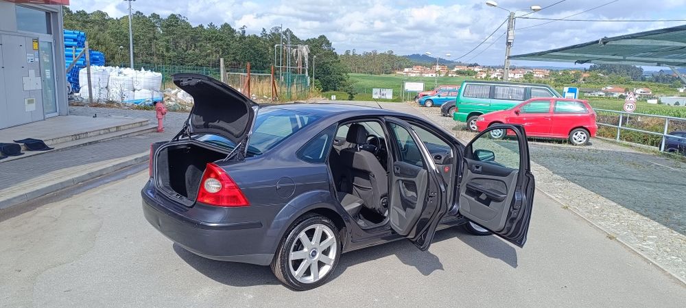 Ford Focus Ghia 2007-Versao especial
