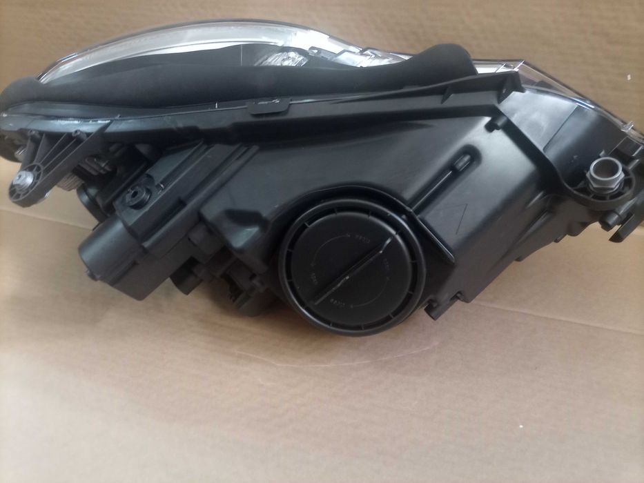 Optica  Esquerdo Mercedes WDD 212 - NOVA