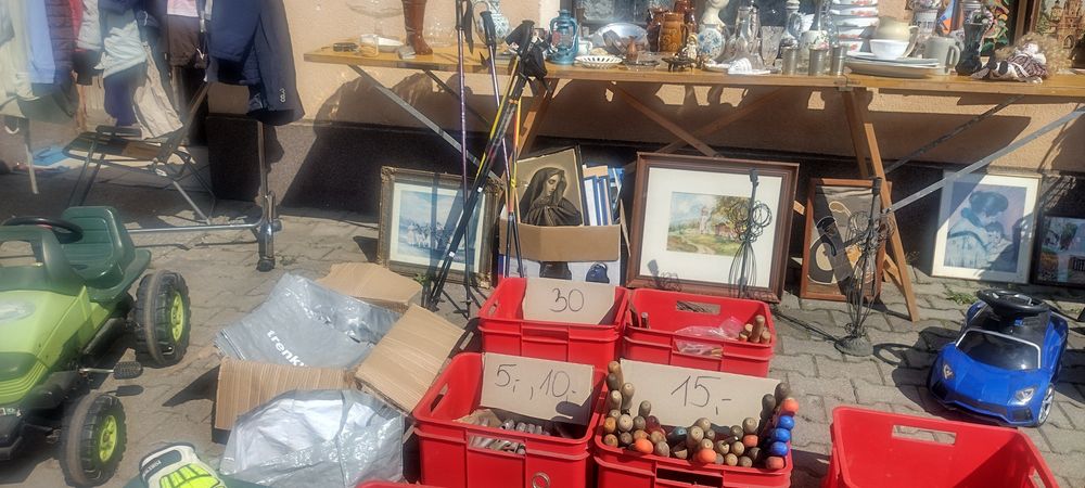 Wyprzedaż garażowa - dla każdego coś fajnego