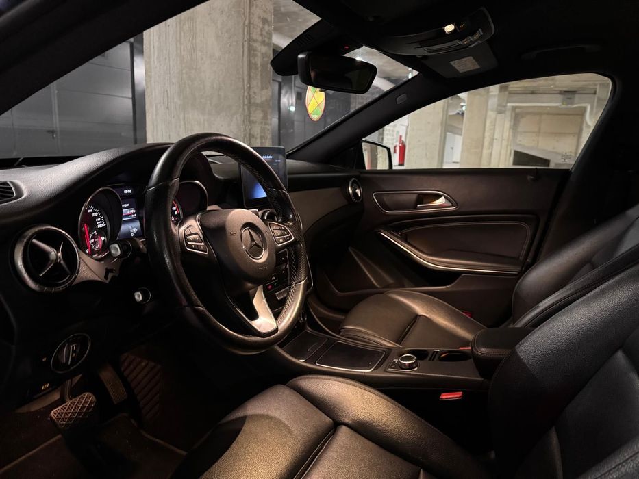 Mercedes CLA Auto