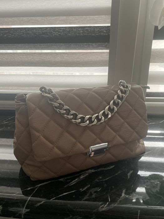 Сумка кожаная новая бежевая