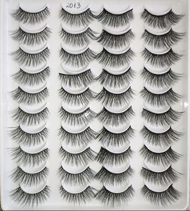 Набор накладных ресниц