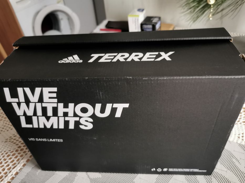 Nowe damskie buty Adidas