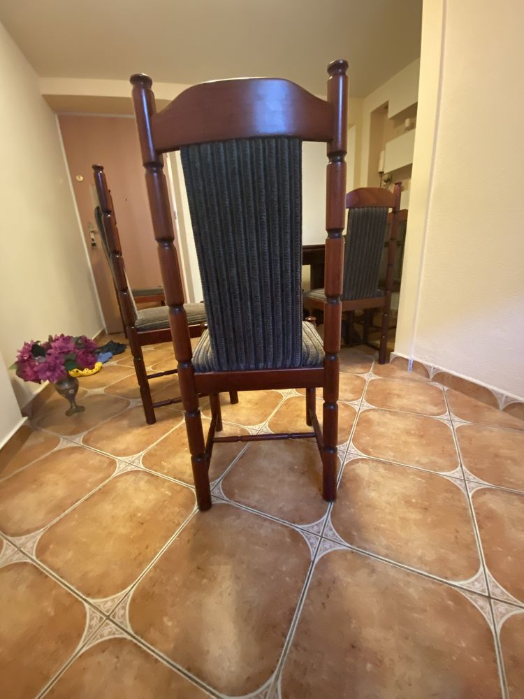 Stoł + 6 krzeseł