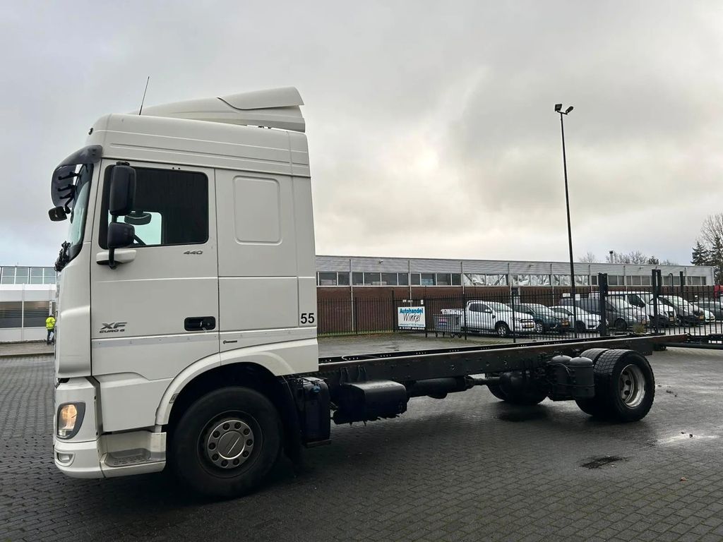 Бампер DAF XF 2006- разборка даф икс ф запчастини