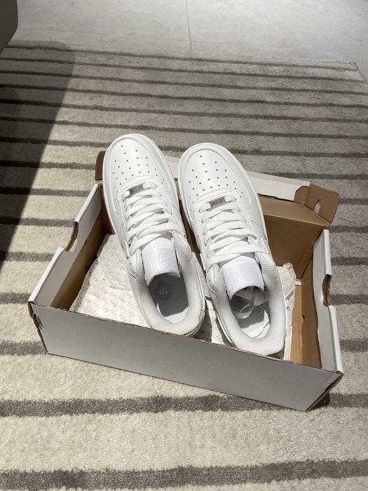 Buty meskie Mokasyny Nike_Air_Force_1_Low_'07_White R.36