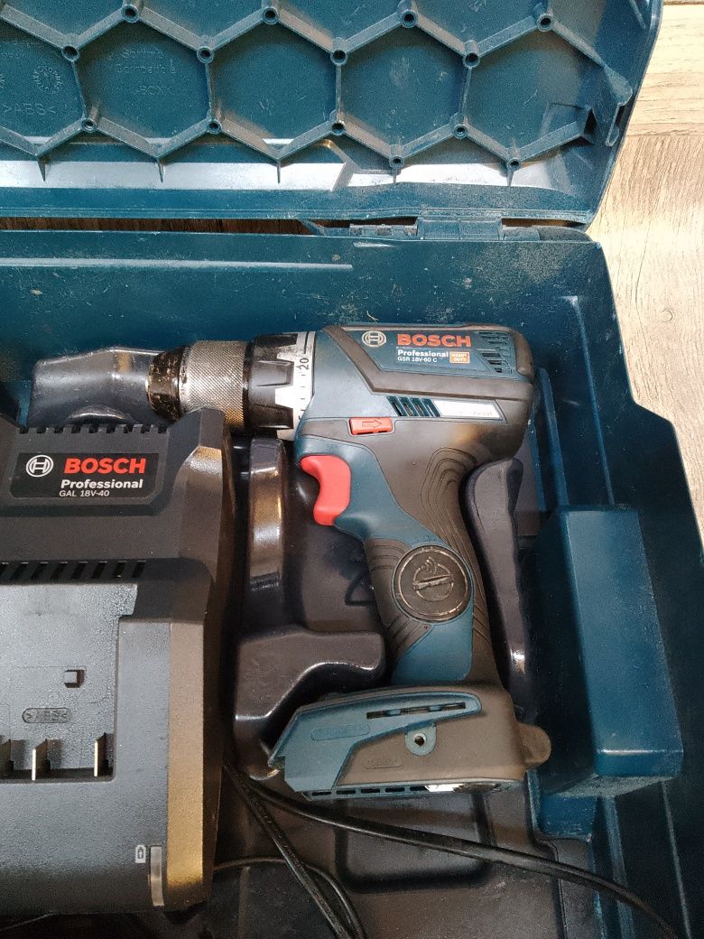 Bosch Professional GSR 18V-60 2x Aku 4ha