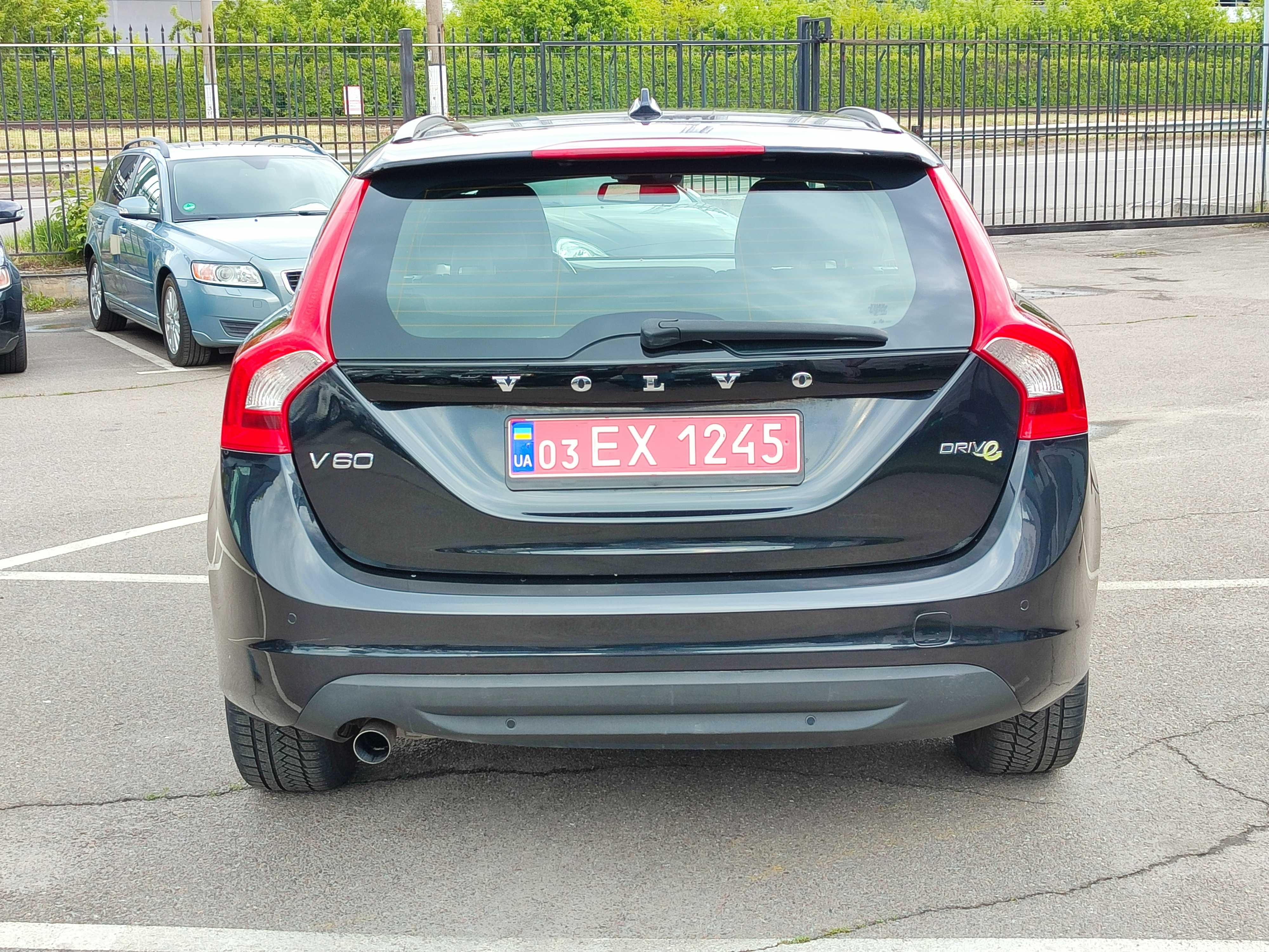 Volvo V60, 2011рік, 1,6л D2 дизель із Швейцарії ВІДЕО
