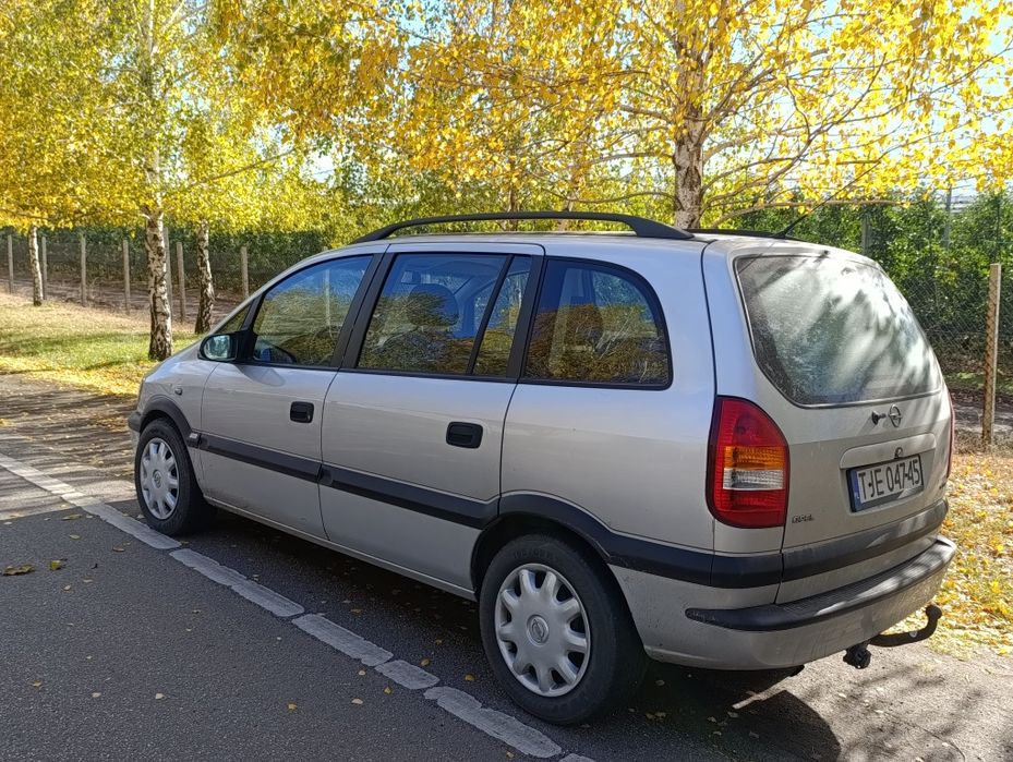 Opel Zafira 2.0TDI 7 мест минивэн продам или обмен