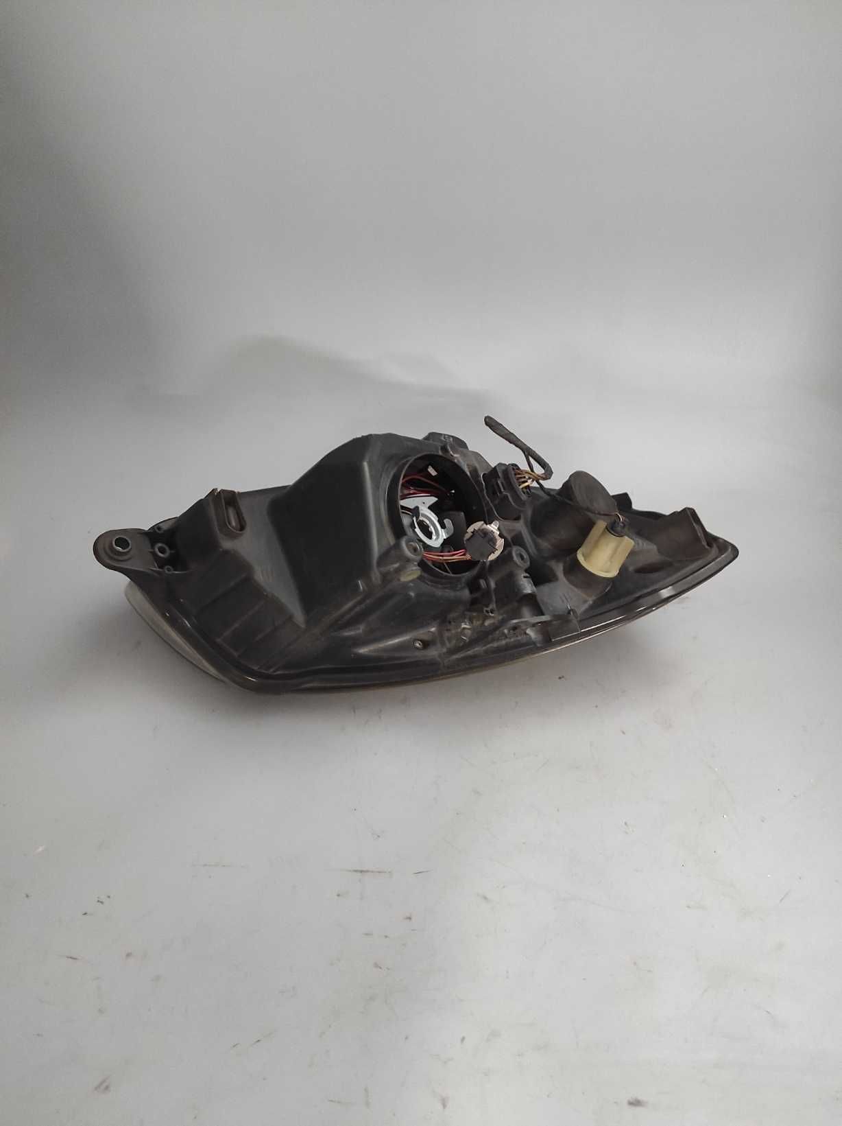Lampa przednia lewa SKODA FABIA II, Soczewka! Rok 2007-14