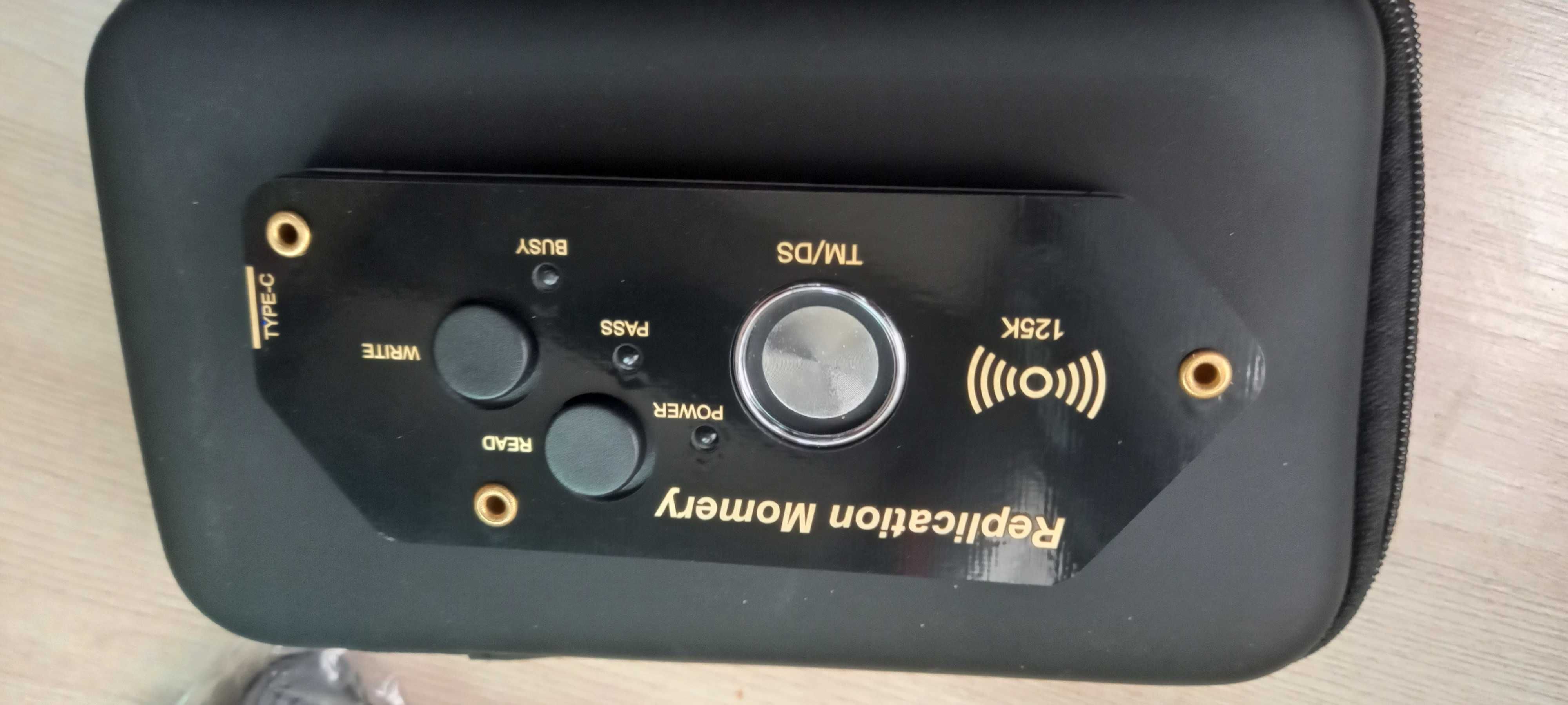 Дублікатор домофонних ключів