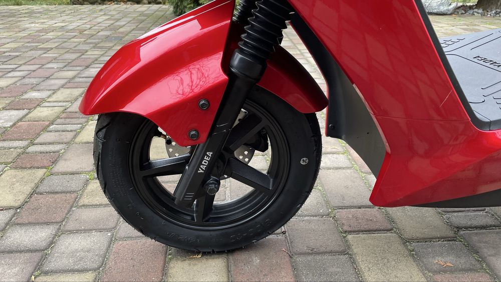 НОВИЙ Електросеутер YADEA T5 червоний електричний акамуляторний