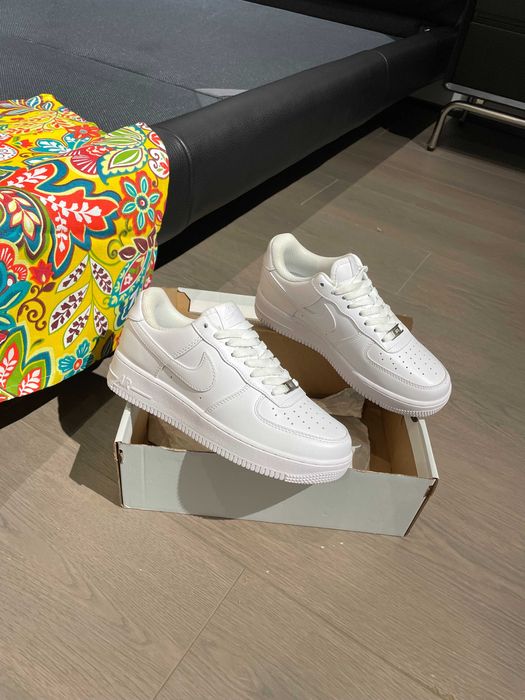 Buty Nike Air Force 1 Low '07 White R.38
