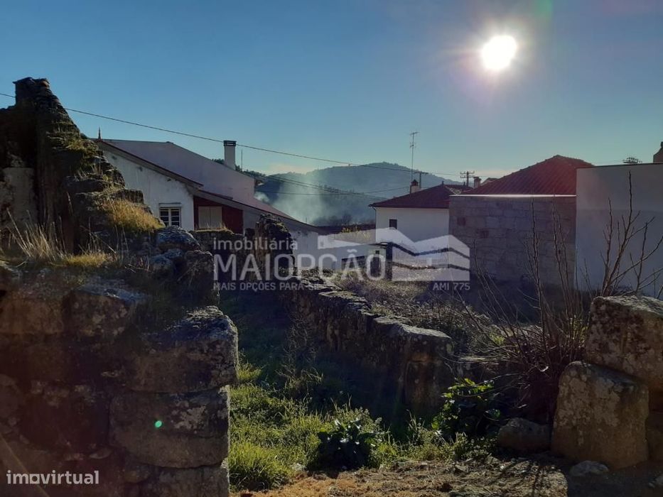 Moradia para reconstruir