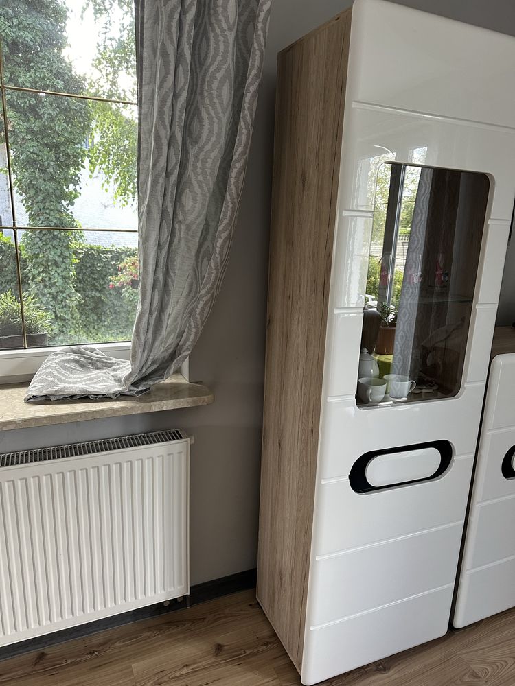 Szafka/Witryna podświetlana Black red white komoda, mebel do salonu