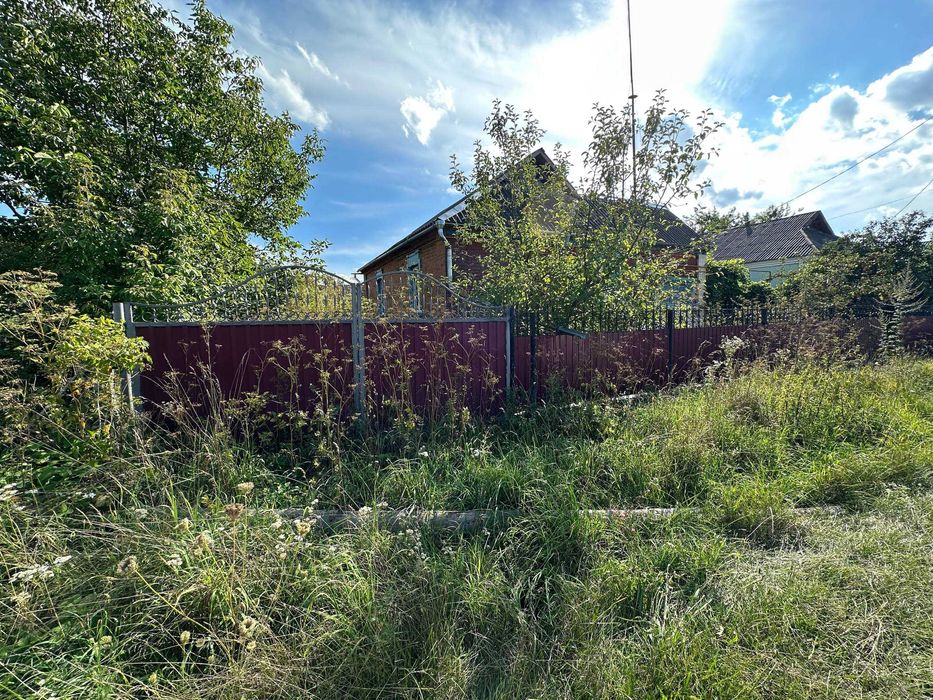 Продам  будинок в Деражні