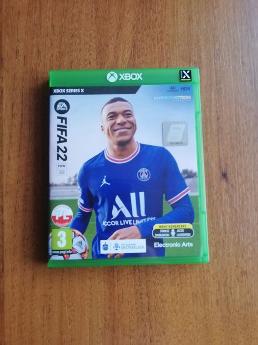 Gra FIFA 22 na Xbox Series X