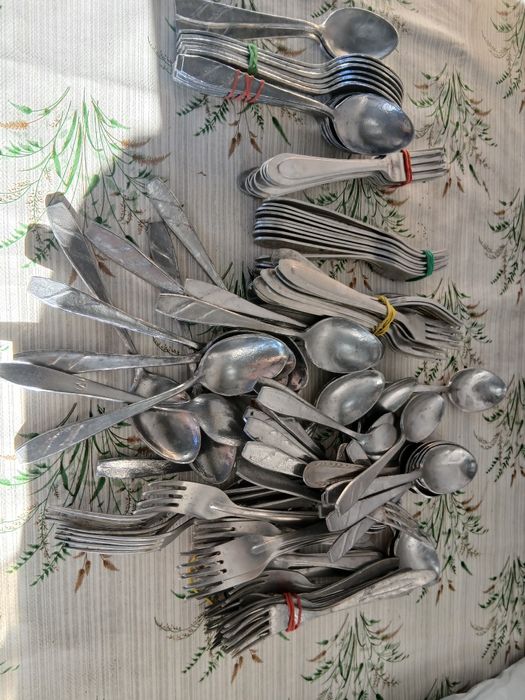 Ложки вилки алюмінієві