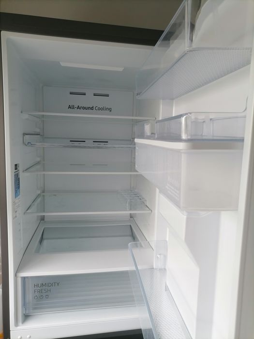 Frigorífico com pouco uso