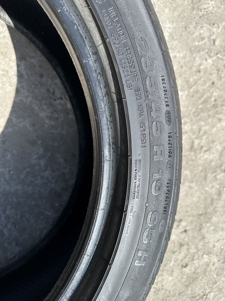 Continental 235/45 r19 m+s