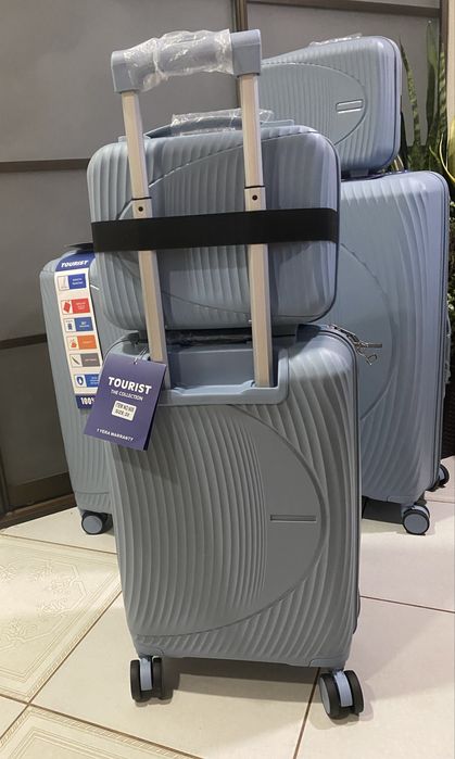 Чемодан .Вазеза з поліпропілену  .Великий асортимент .