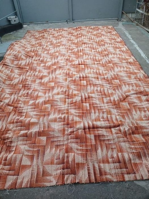 Килим,палац в наявності