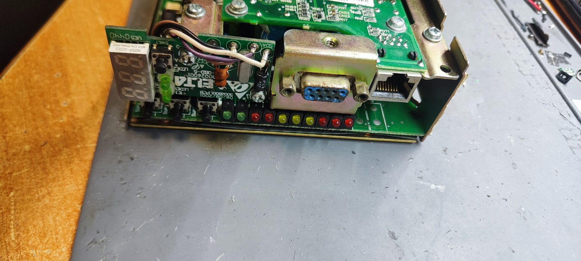 Устройство корпоративной сети и сервера DELTA ELECTRONICS CU-08D Q