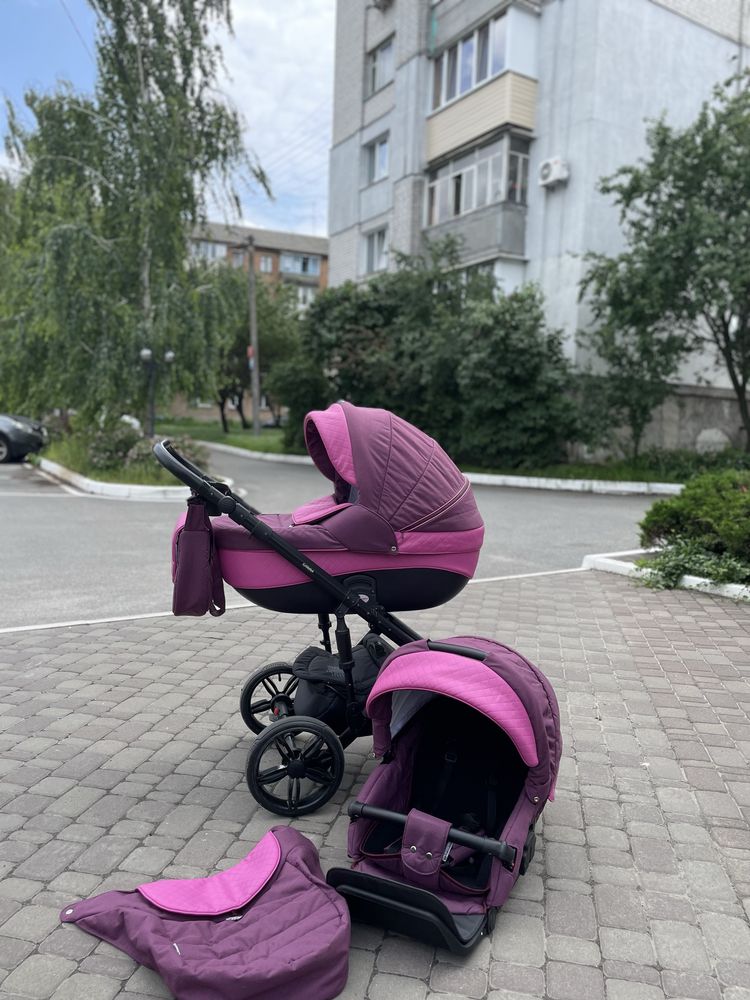 Коляска Adamex 2 в 1 в стані нової