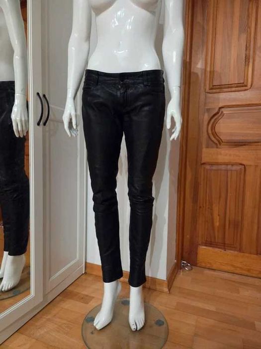 W28 Allsaints skóra naturalna ekskluzywne spodnie