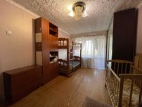 Продам 1 ком. в центре Залютино. (403233)