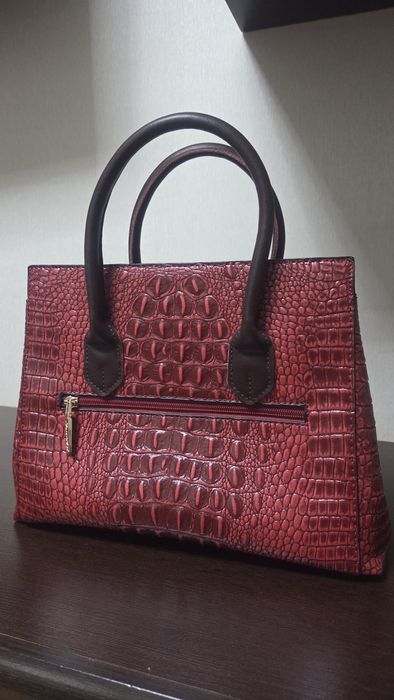 Шкіряна жіноча сумка