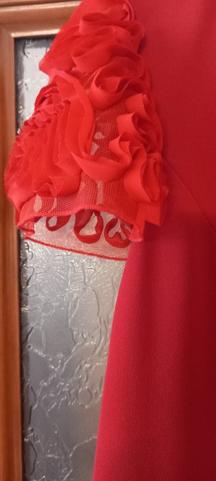 Sukienka z krótkim rękawkiem czerwona