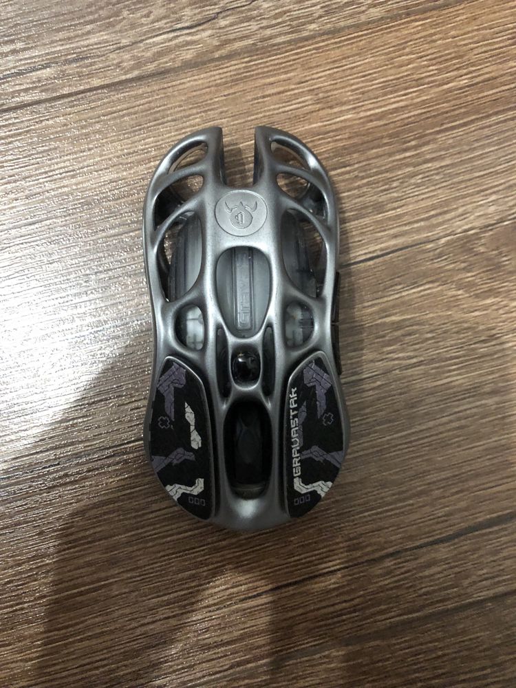 Мишка Gravastar M1 Pro СРОЧНО!