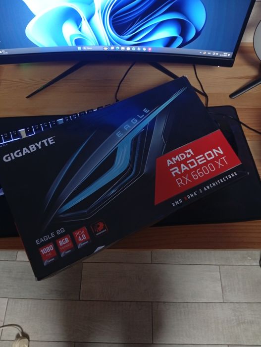 Продам видеокарту Rx6600xt