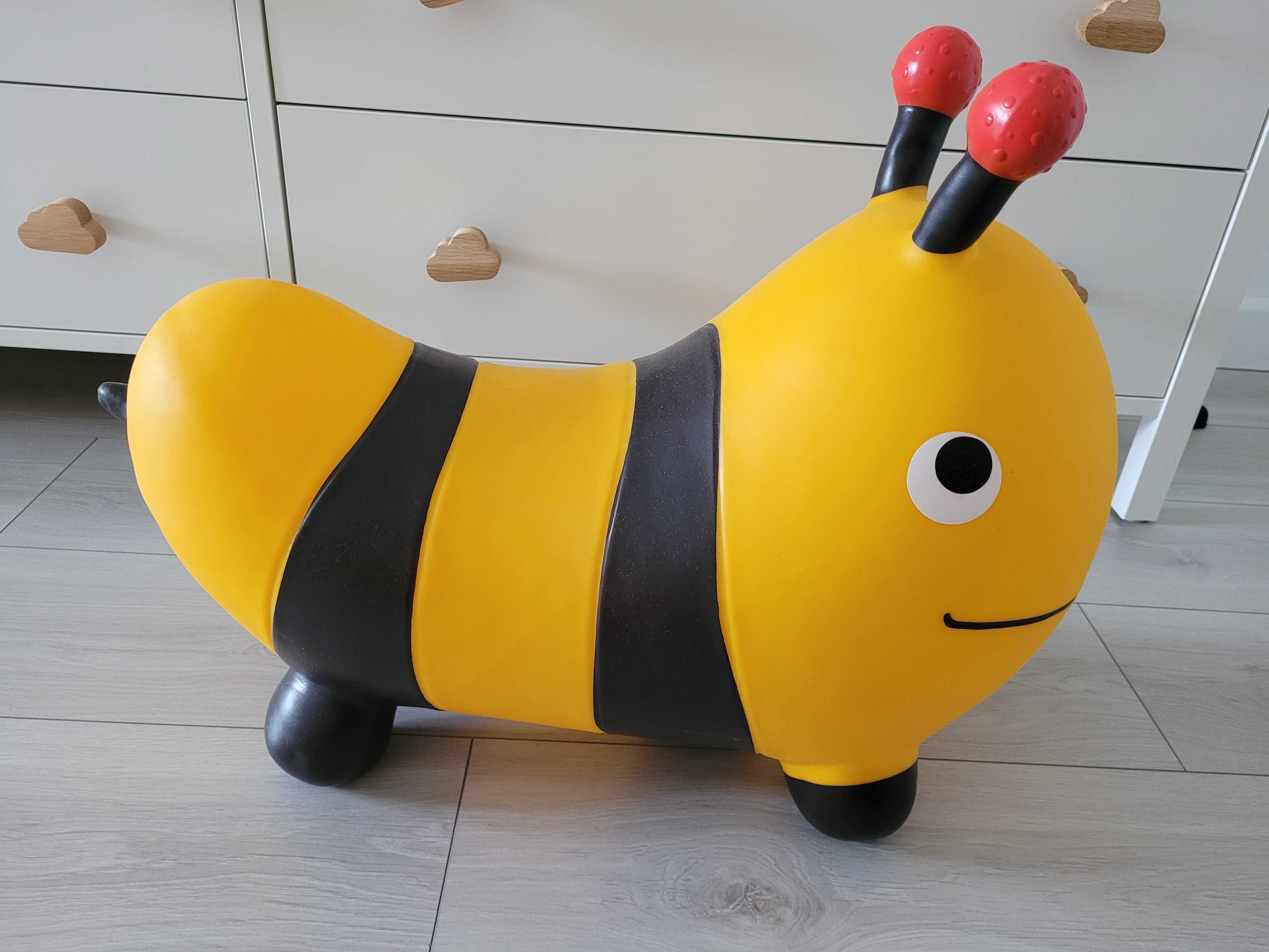 Skoczek pszczoła pszczółka B. Toys