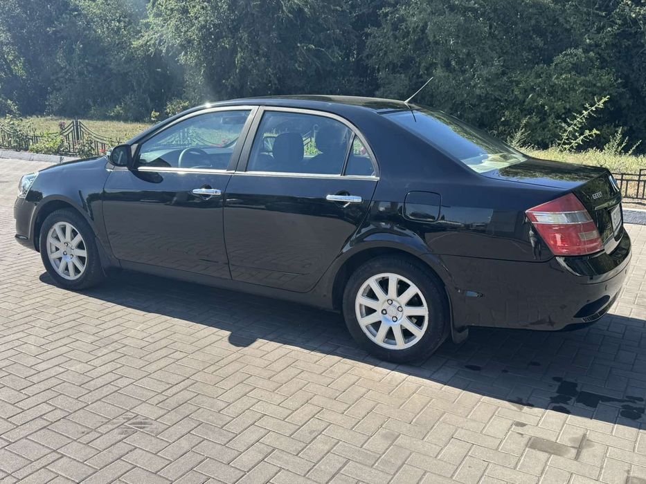 Продам  Geely SL