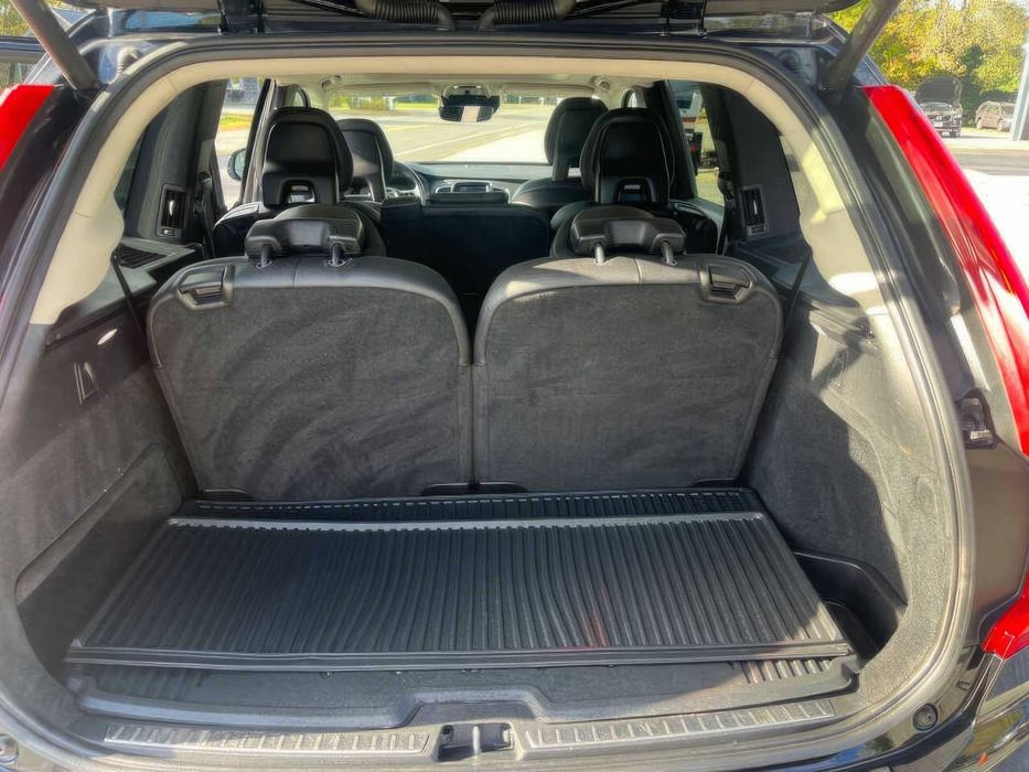 Volvo XC90      2018