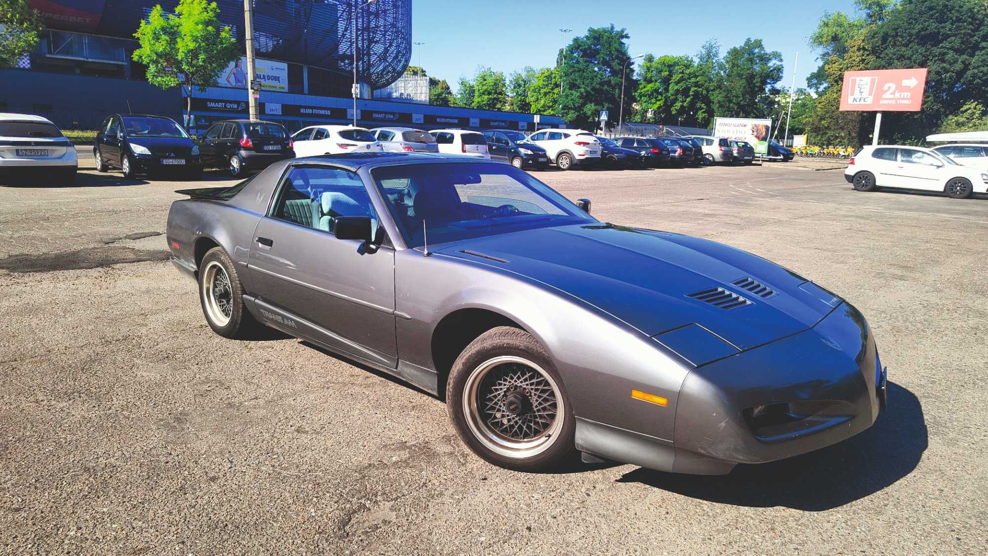 pontiac firebird trans-am, V8