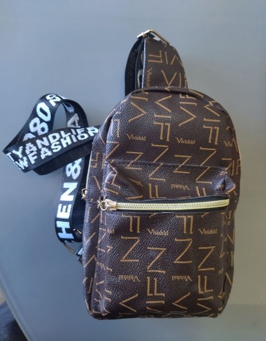 Bolsa de couro e outras