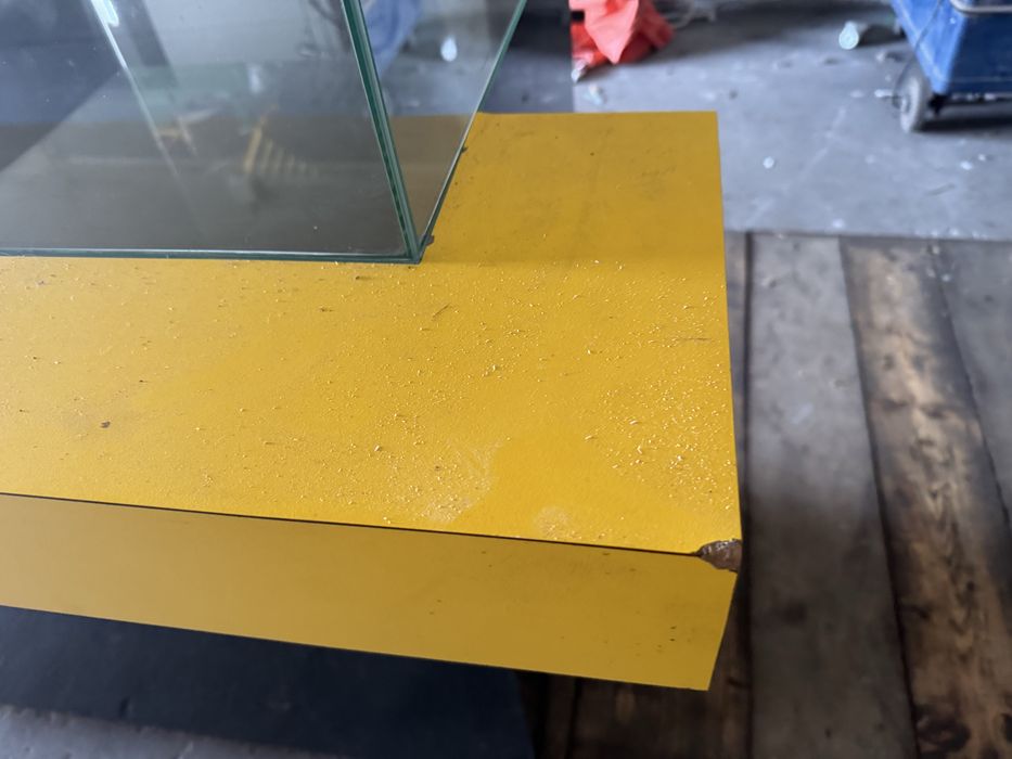 Lada sprzedazowa witryna