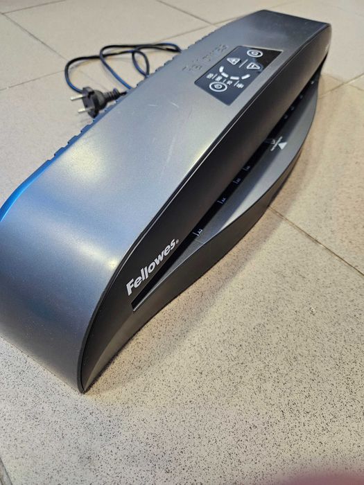 Laminator FELLOWES Calibre A3 Szerokość laminacji 320mm Nagrzew. 1min